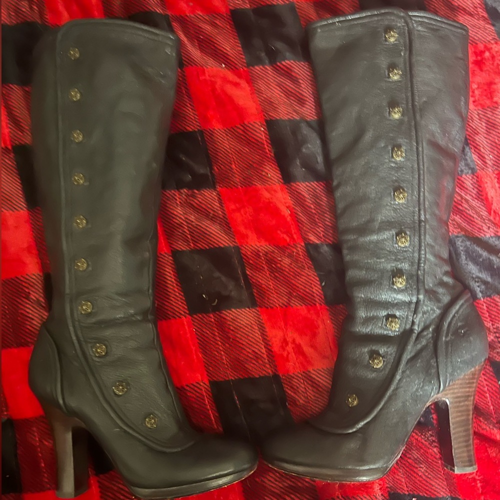 Frye Matilda Button Boots RARE COLLECTORS!